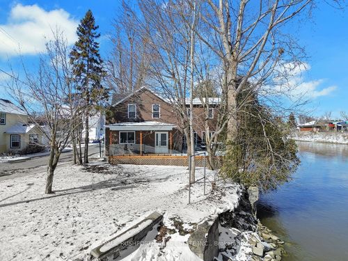 9 Mill St, Chesterville, ON, K0C1H0 | Card Image