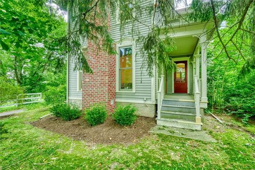 355 Mendon Center Rd, Pittsford, NY, 14534-9714 | Card Image