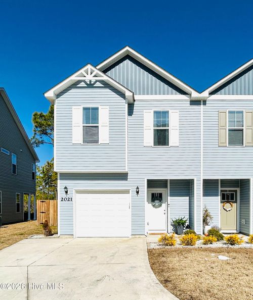 2021 Folkstone Woods Ln, Holly Ridge, NC, 28445-2403 | Card Image