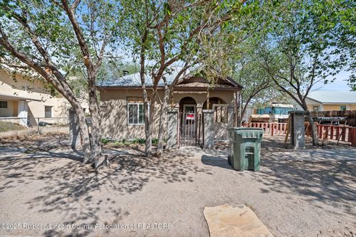 308 10th St, Carrizozo, NM, 88301-8009 | Card Image
