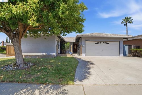 35950 Wellington Pl, Fremont, CA, 94536-4652 | Card Image