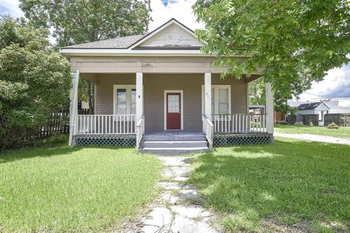 207 Crowley St, Welsh, LA, 70591-4301 | Card Image