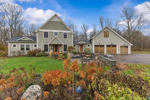 205 Old Stage Rd, Essex Junction, VT, 05452-2516 | Card Image