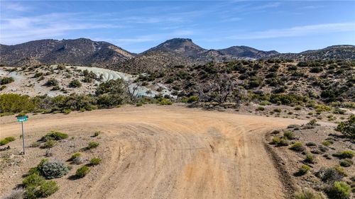 11101 Halter, Tehachapi, CA, 93561 | Card Image