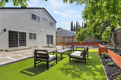 1425 Blackstone Ave, San Jose, CA, 95118-1140 | Card Image
