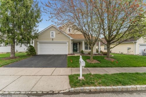 107 Kensington Cir, Belvidere, NJ, 07823-1716 | Card Image