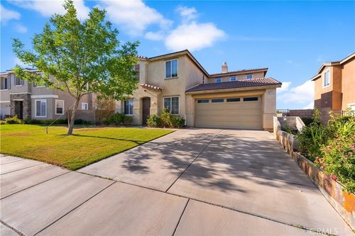 1617 W Avenue P6, Palmdale, CA, 93551-4477 | Card Image