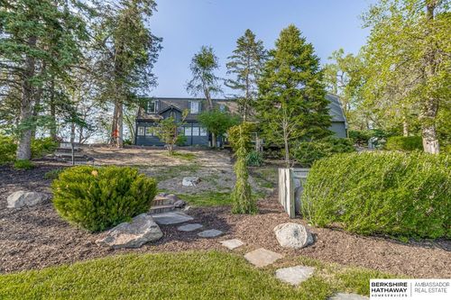 29106 Sokol Plz, Waterloo, NE, 68069-3046 | Card Image
