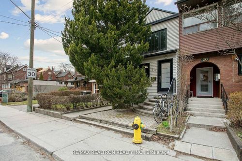 {{alt}} | Card Image