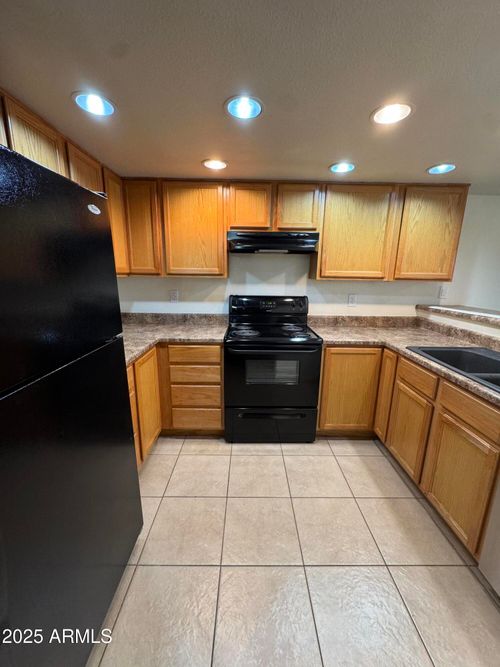 126-7910 E Thomas Rd, Scottsdale, AZ, 85251-6539 | Card Image