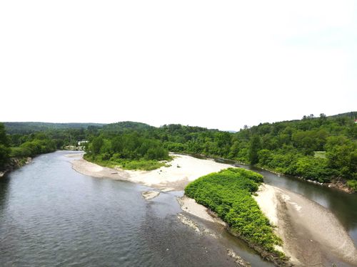 5863 Vt Route 14, South Royalton, VT, 05068-5362 | Card Image