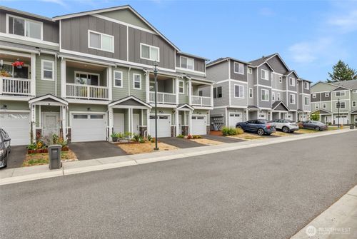 18132 1st Pl Sw, Normandy Park, WA, 98166-4014 | Card Image