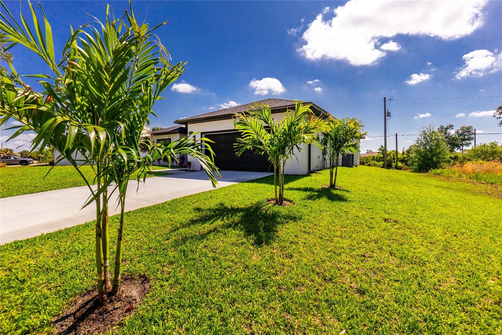 Residential in PORT CHARLOTTE 3