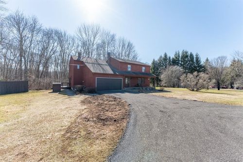 41 Margaret Henry Rd, Killingly, CT, 06239-3905 | Card Image