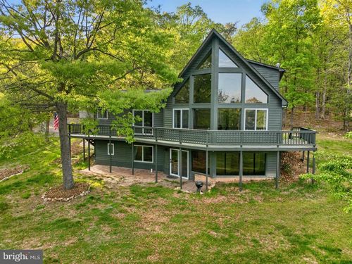 1512 Pilgrims Way, BENTONVILLE, VA, 22610-1954 | Card Image