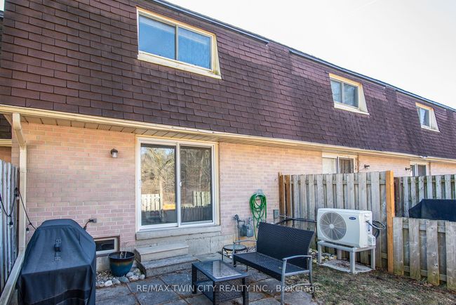 32 - 634 Strasburg Rd, Condo with 3 bedrooms, 2 bathrooms and 1 parking in Kitchener ON | Image 7