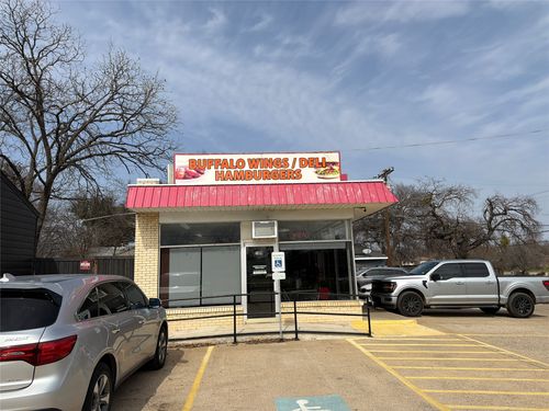 109 W Shady Grove Rd, Irving, TX, 75060-5964 | Card Image