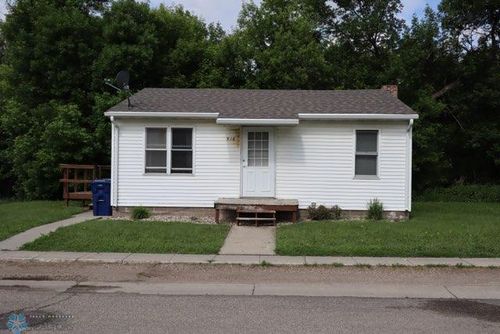 516 Kempel Dr, Lisbon, ND, 58054-4632 | Card Image