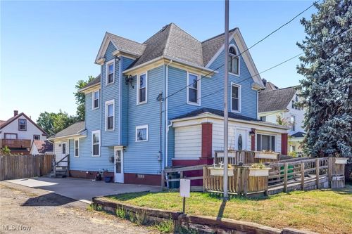 1524 Harrisburg Rd Ne, Canton, OH, 44705-1861 | Card Image