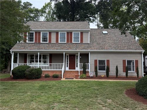 129 Stone Lake Ct, Yorktown, VA, 23693-3715 | Card Image