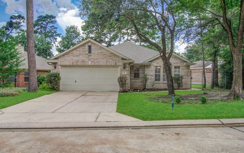 99 E Foxbriar Forest Cir, The Woodlands, TX, 77382-5392 | Card Image