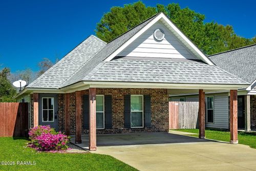 319 Harvest Ln, Abbeville, LA, 70510-2741 | Card Image