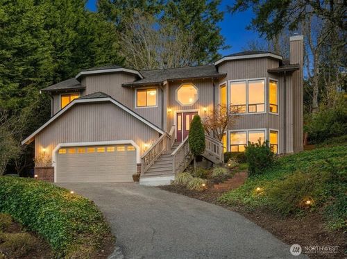 14812 Se 62nd Court, Bellevue, WA, 98006 | Card Image