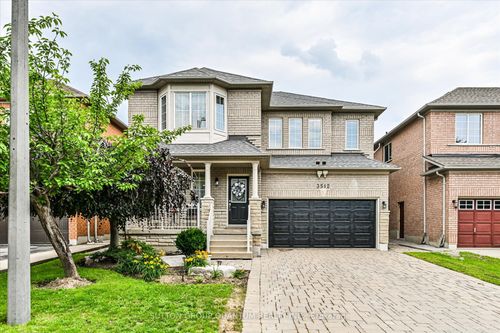3512 Positano Pl, Mississauga, ON, L5M6Y9 | Card Image