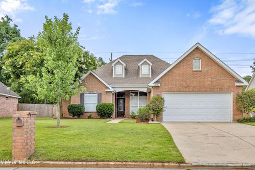 7833 Rue Morgan, Ocean Springs, MS, 39564-6055 | Card Image
