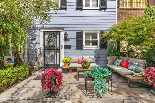 107 Ann St, Wilmington, NC, 28401-4409 | Card Image