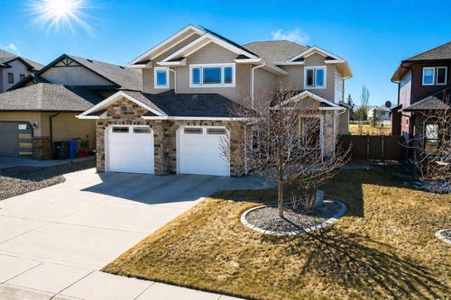 5315 48 St, Innisfail, AB, T4G0B8 | Card Image