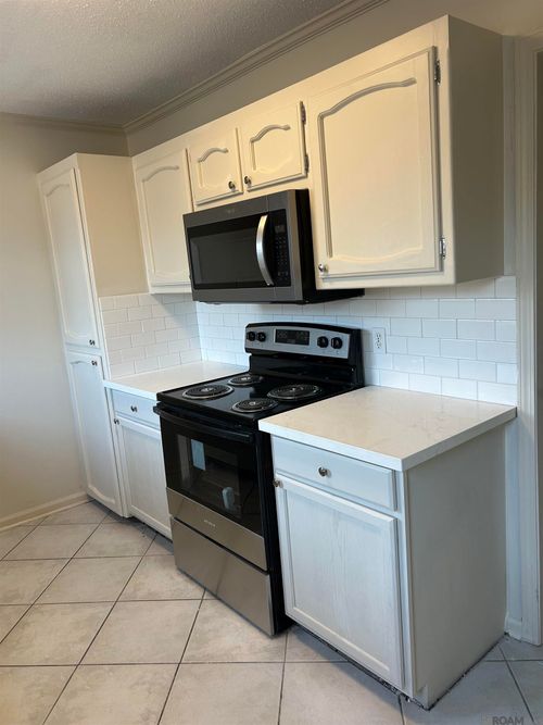 apt-a-10066 Jefferson Hwy, Baton Rouge, LA, 70809-2888 | Card Image