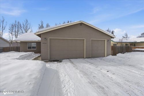9320 Aphrodite Dr, Anchorage, AK, 99515-1493 | Card Image
