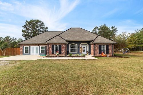 21 Bob Carlisle Rd, Poplarville, MS, 39470-8100 | Card Image