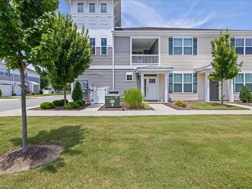 311 Fishers Ct, Hampton, VA, 23666-4178 | Card Image