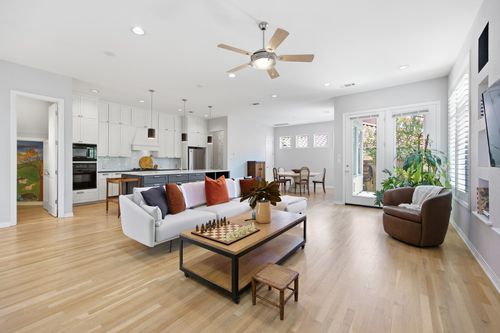 406 Hazeltine Dr, Lakeway, TX, 78734-4628 | Card Image