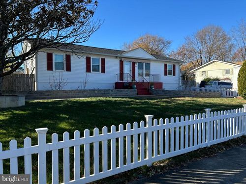 8014 Steadman St, ALEXANDRIA, VA, 22309-1121 | Card Image