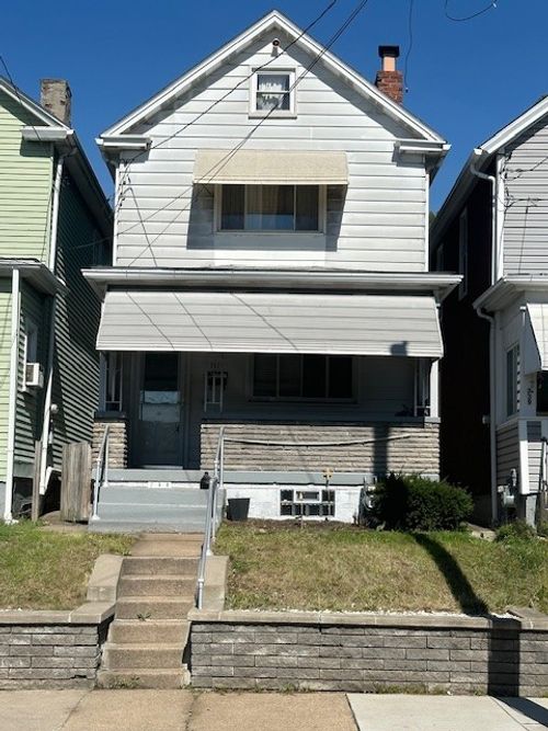 741 Waddell Ave, Clairton, PA, 15025-1542 | Card Image