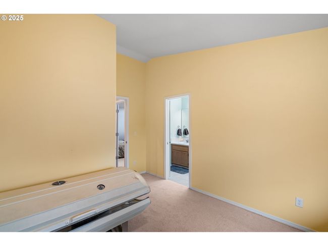 3010 Sw Phyllis Dr, House other with 4 bedrooms, 3 bathrooms and 3 parking in Gresham OR | Image 26