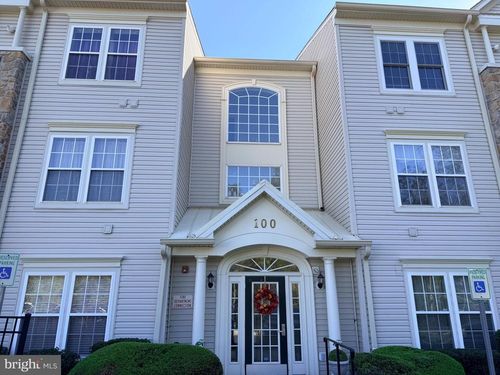 apt-102-100 Claret Ct, WARRINGTON, PA, 18976-3039 | Card Image