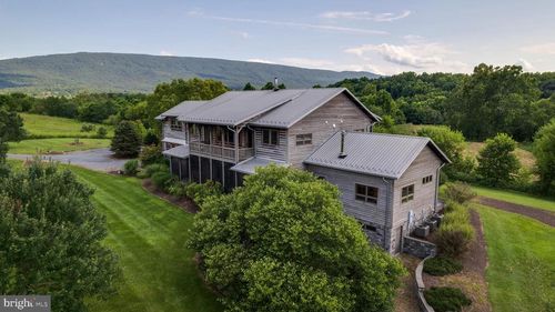 500 Log Cabin Ln, NEW MARKET, VA, 22844-3290 | Card Image