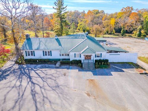 38 E Main St, Paris, KY, 40361-2008 | Card Image