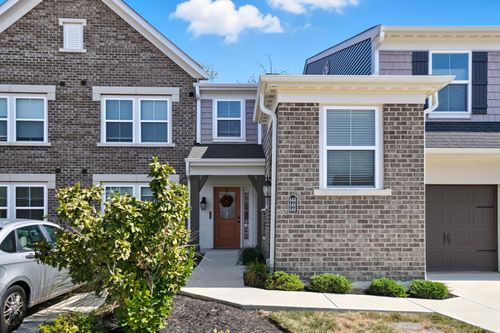 646 Daphne Way, Crescent Springs, KY, 41017-1577 | Card Image