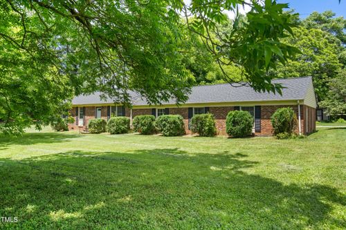 250 Dixon Rd, Graham, NC, 27253-4526 | Card Image