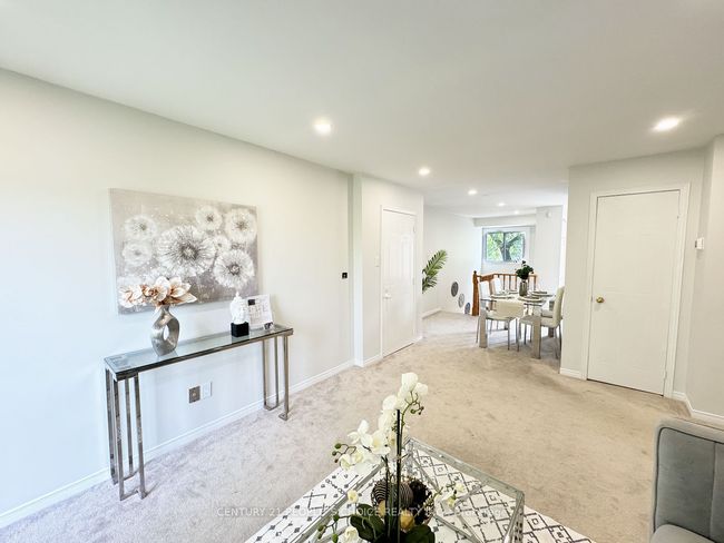 30 - 2530 Northampton Blvd, Condo with 3 bedrooms, 2 bathrooms and 1 parking in Burlington ON | Image 11