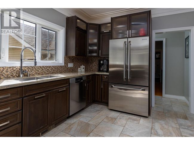 1920 Laurel St, House other with 4 bedrooms, 4 bathrooms and null parking in Terrace BC | Image 4