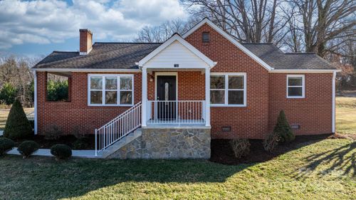 750 Nc Hwy 126, Nebo, NC, 28761-9546 | Card Image