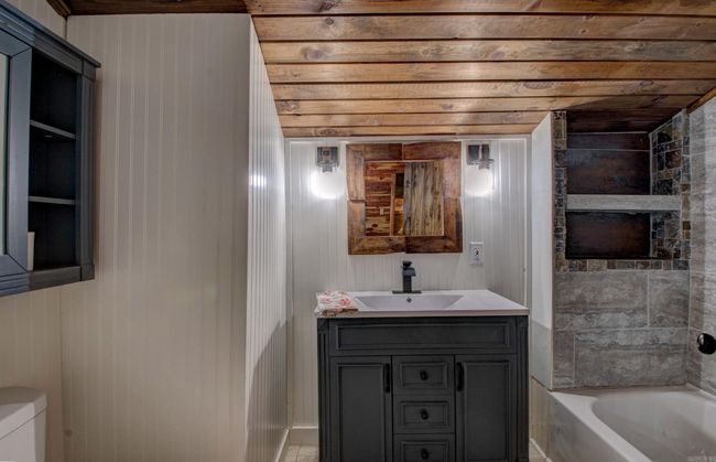 164 Roxie Ln, House other with 3 bedrooms, 2 bathrooms and null parking in Greers Ferry AR | Image 25