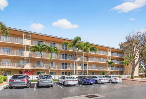 406-5749 Gemstone Ct, Boynton Beach, FL, 33437-7240 | Card Image