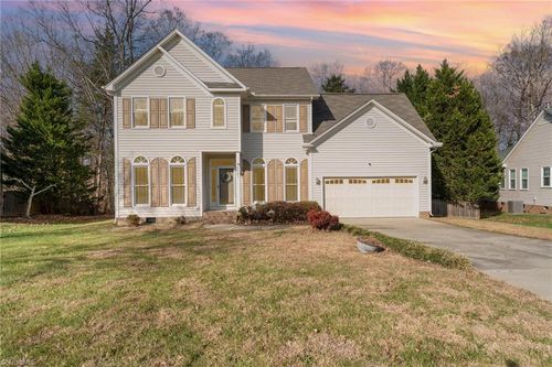 2001 Treyburn Ln, High Point, NC, 27265-9420 | Card Image